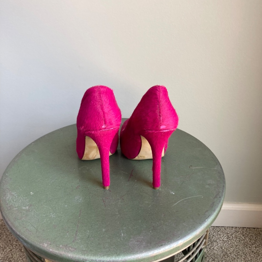 Pink pumps - Picture 3 of 5